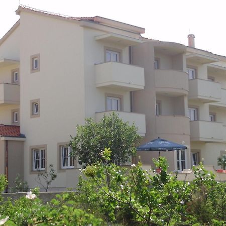 Bed&Breakfast Jugo Novalja Exterior foto