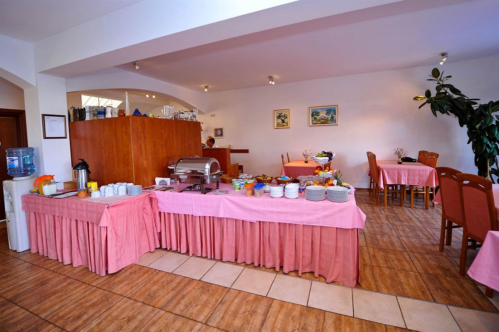 Bed&Breakfast Jugo Novalja Exterior foto