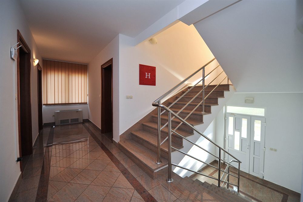 Bed&Breakfast Jugo Novalja Exterior foto